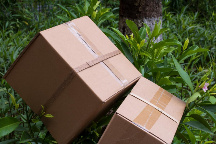 使用后環(huán)?？山到獾募埓虬鼛?/></p><p>       艾美森的植物纖維打包帶將在環(huán)保意識(shí)的推動(dòng)下迎來更加廣闊的發(fā)展空間。同時(shí)，隨著消費(fèi)者對(duì)環(huán)保產(chǎn)品的需求日益增長和全球環(huán)保政策的不斷收緊，植物纖維打包帶的市場(chǎng)需求將持續(xù)擴(kuò)大。</p><p><br/></p>                    </div>
                    <div>

                    </div>
                    <div
                        style=